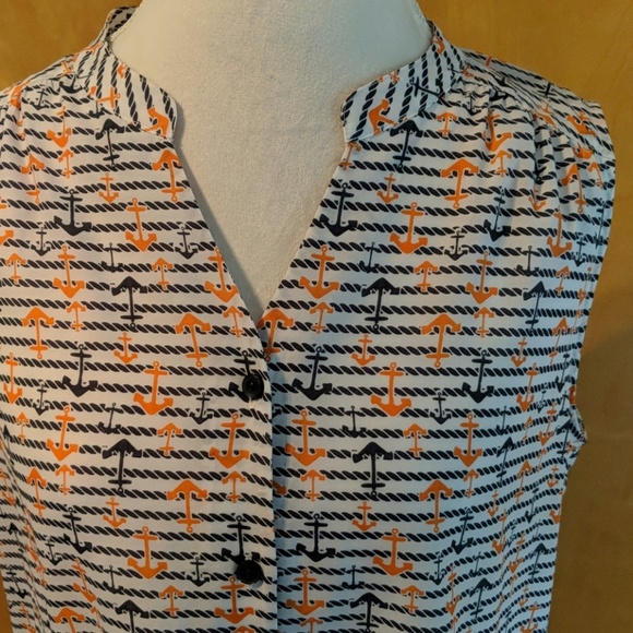 9 west sleeveless top - Picture 2 of 3